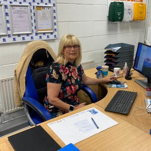 image of nikki office admin for andy swan hgv training